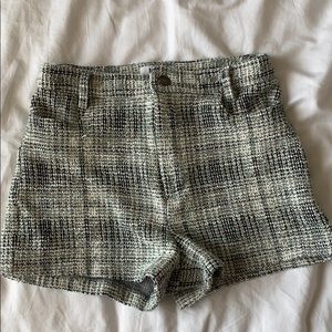 knit shorts